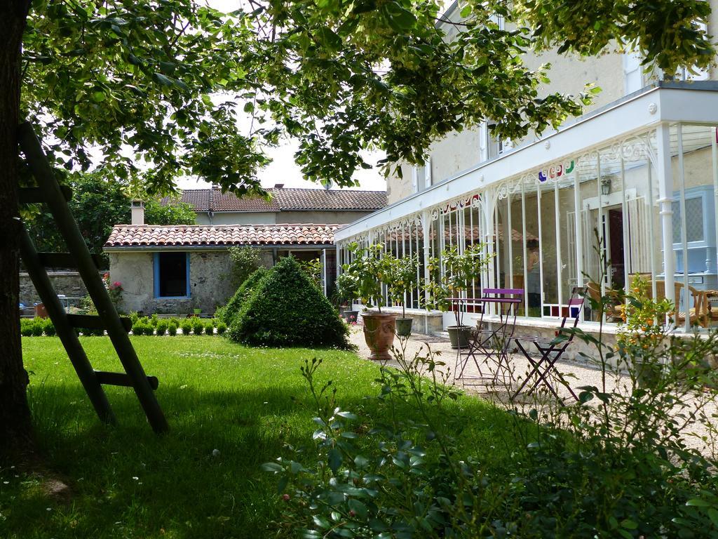 La Maison Du Parc Bed & Breakfast Lacave  Exterior photo